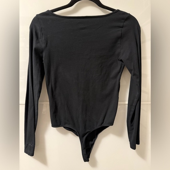 PINK Victoria's Secret Black V-Neck Bodysuit - Picture 2 of 5
